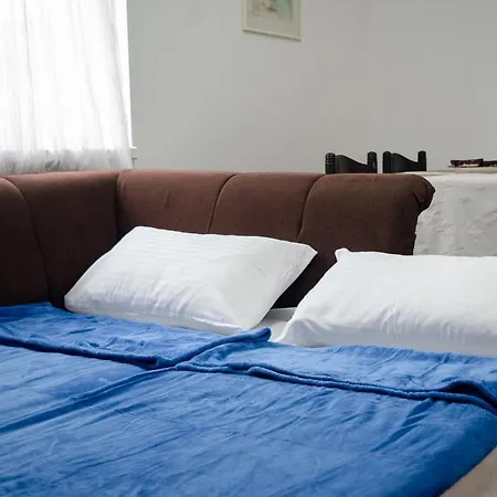 Apartment Abras *