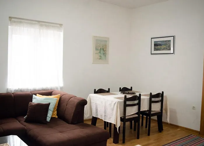 Abras アパート *