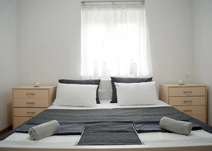 アパート Abras モスタル